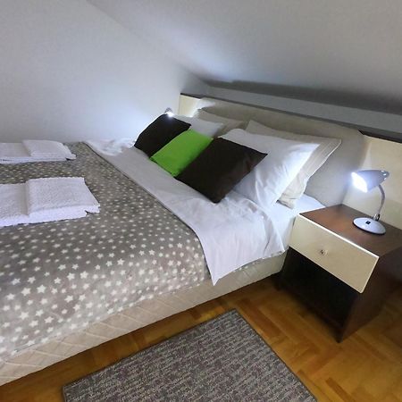 Apartman Zenit วรินรัชกา บานยา ภายนอก รูปภาพ