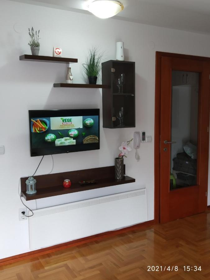 Apartman Zenit วรินรัชกา บานยา ภายนอก รูปภาพ